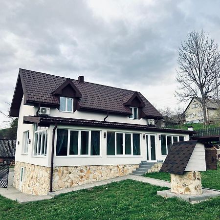Вілла Смерекова Хата Pilipets Buitenkant foto